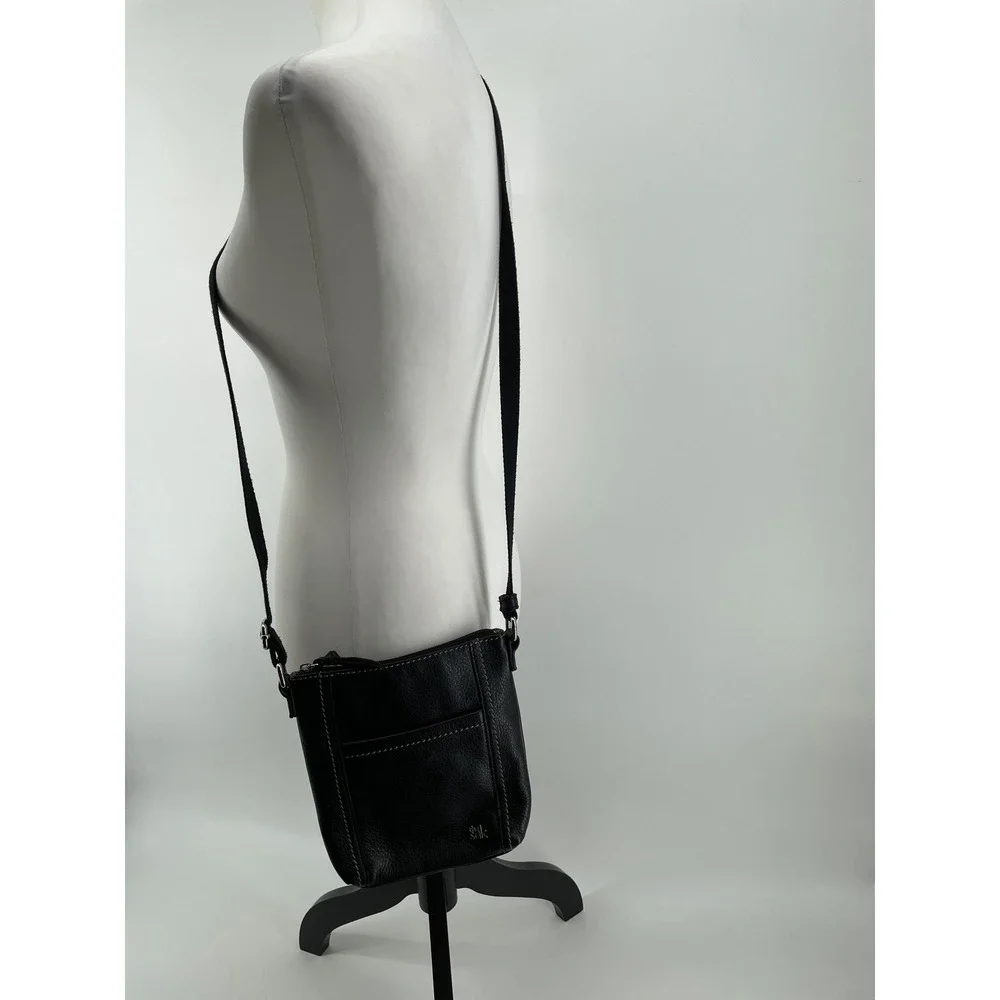 The Sak Crossbody Bag Purse Womens Small Black Leather Contrast Stitch‎ Travel